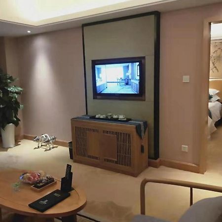 Feicheng Blossom Hotel Esterno foto