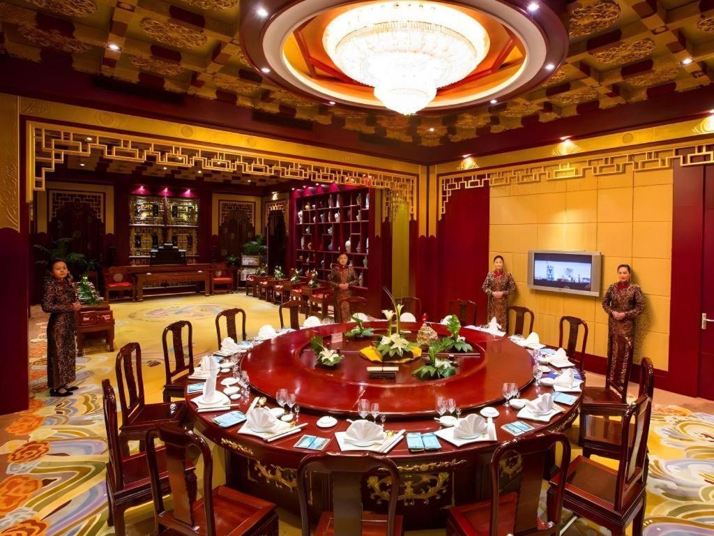 Feicheng Blossom Hotel Esterno foto