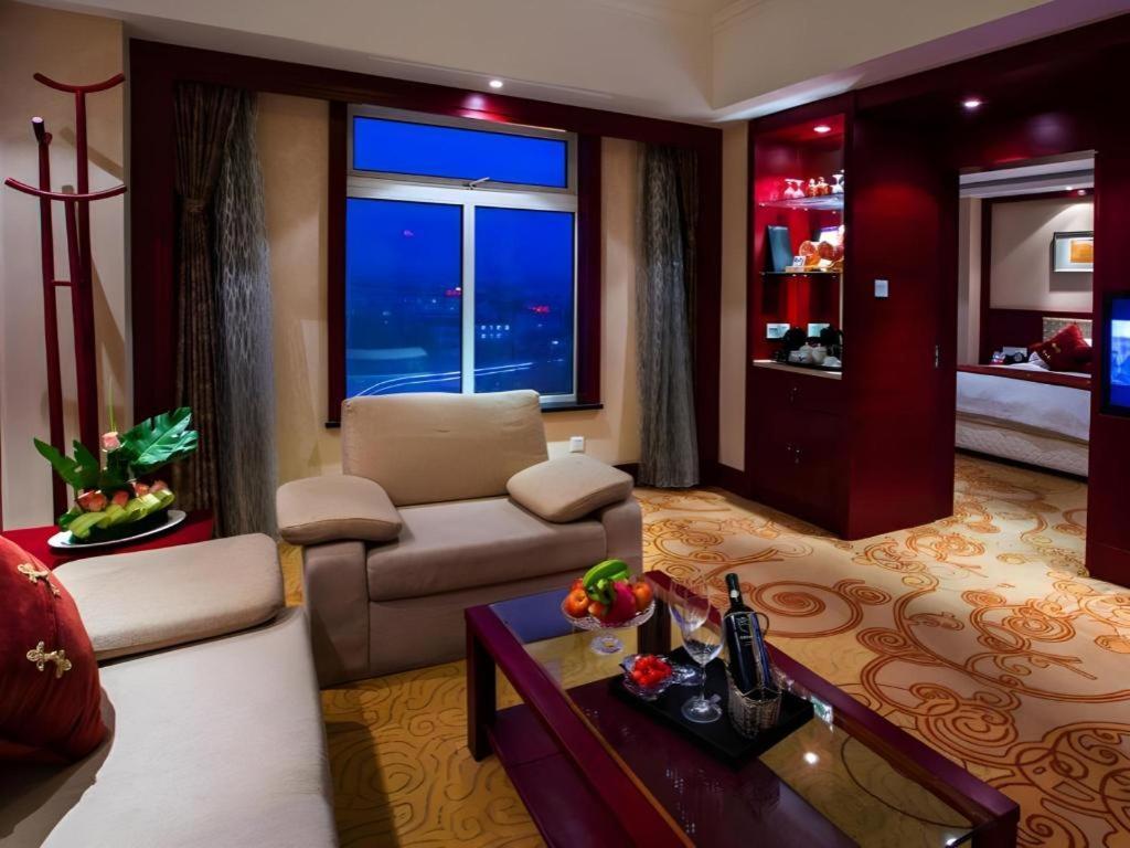 Feicheng Blossom Hotel Esterno foto