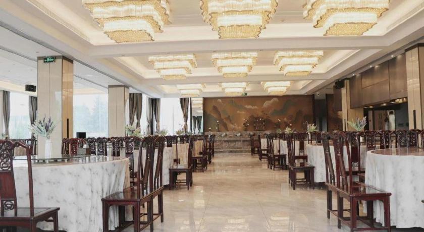 Feicheng Blossom Hotel Esterno foto