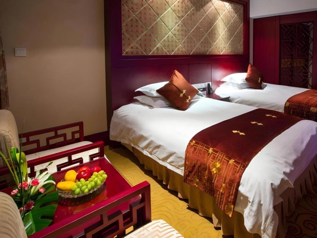 Feicheng Blossom Hotel Esterno foto